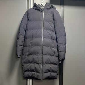 Lululemon wunderpuff black size 6